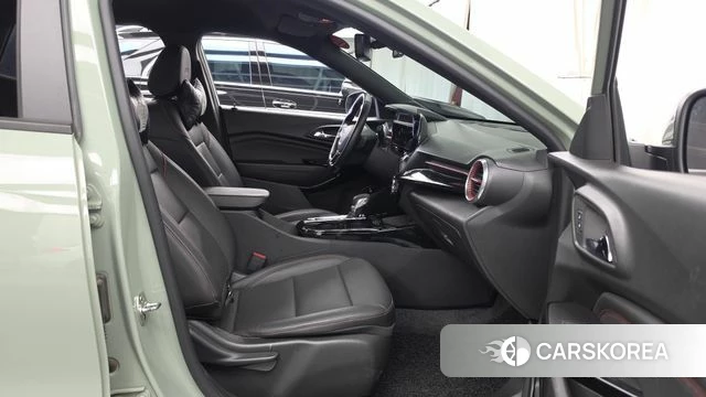 Chevrolet (GM Daewoo) Trax Crossover 2023 Цвет галактики из Кореи, фото 2