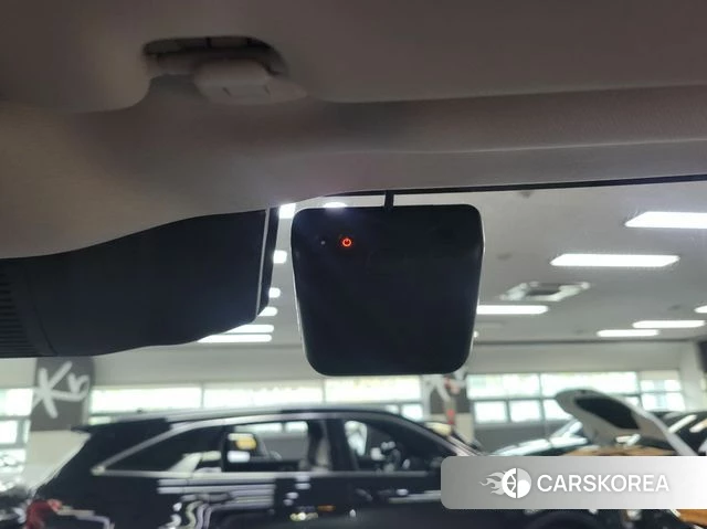 Land Rover Defender (L663) 2024 Серый из Кореи, фото 2