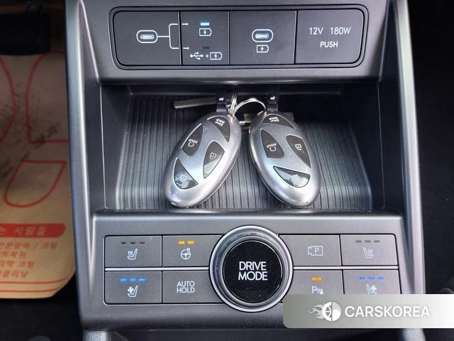 Hyundai Kona (SX2) 2023 Черный из Кореи, фото 2