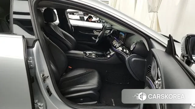 Mercedes-Benz CLS-Class C257 2019 Серебряный из Кореи, фото 2