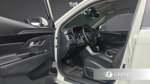 Ssangyong Beautiful Korando 2021 Белый из Кореи, фото 2