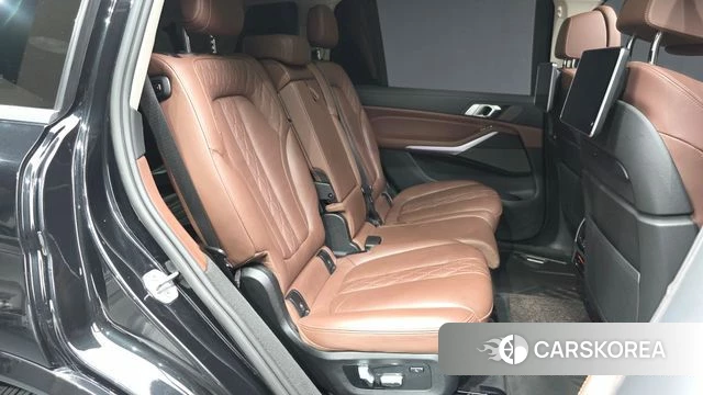 BMW X7 (G07) 2021 Черный из Кореи, фото 2