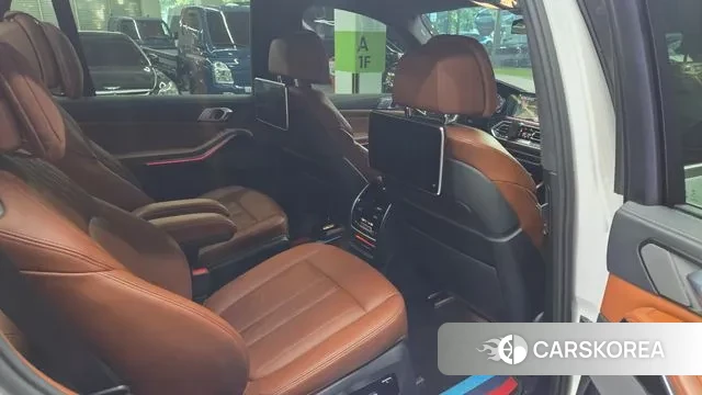 BMW X7 (G07) 2020 Белый из Кореи, фото 2