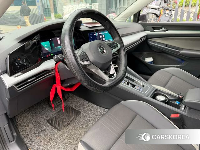 Volkswagen Golf 2021 Темно-серый из Китая, фото 2