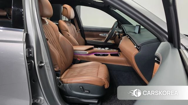 Genesis GV70 2022 Серый из Кореи, фото 2