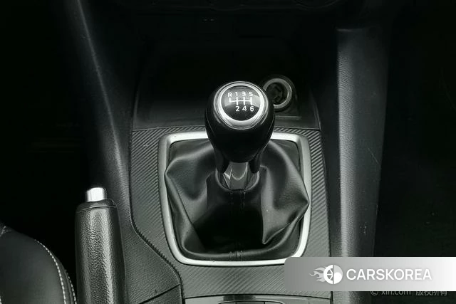 Mazda 3 Angkesaila 2018 Красный из Китая, фото 2