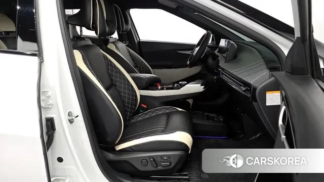 Kia EV6 2023 Белый из Кореи, фото 2