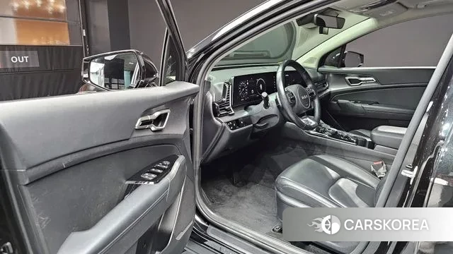 Kia Sportage 5th Generation 2021 Черный из Кореи, фото 2