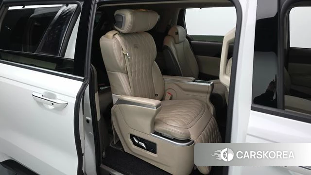 Kia Carnival 4th generation 2023 Белый из Кореи, фото 2