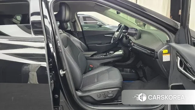 Kia EV6 2022 Черный из Кореи, фото 2