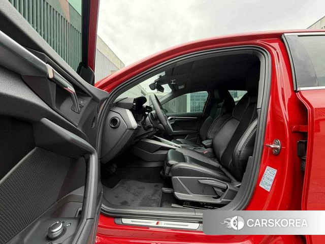Audi A3 2022 Красный из Китая, фото 2