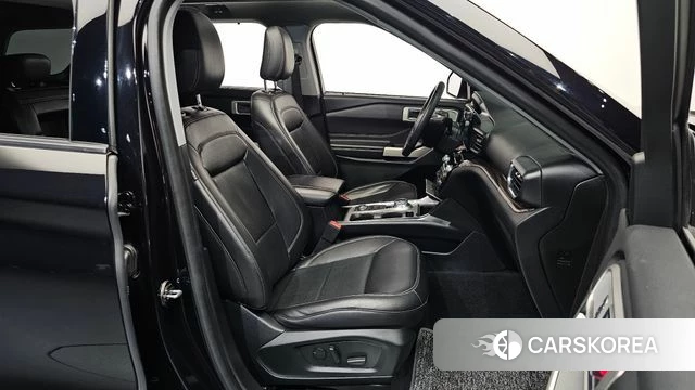 Ford Explorer 6th Generation 2021 Черный из Кореи, фото 2