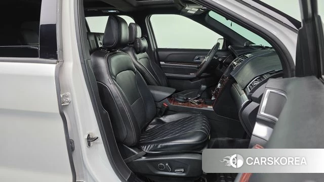 Ford Explorer 2018 Белый из Кореи, фото 2
