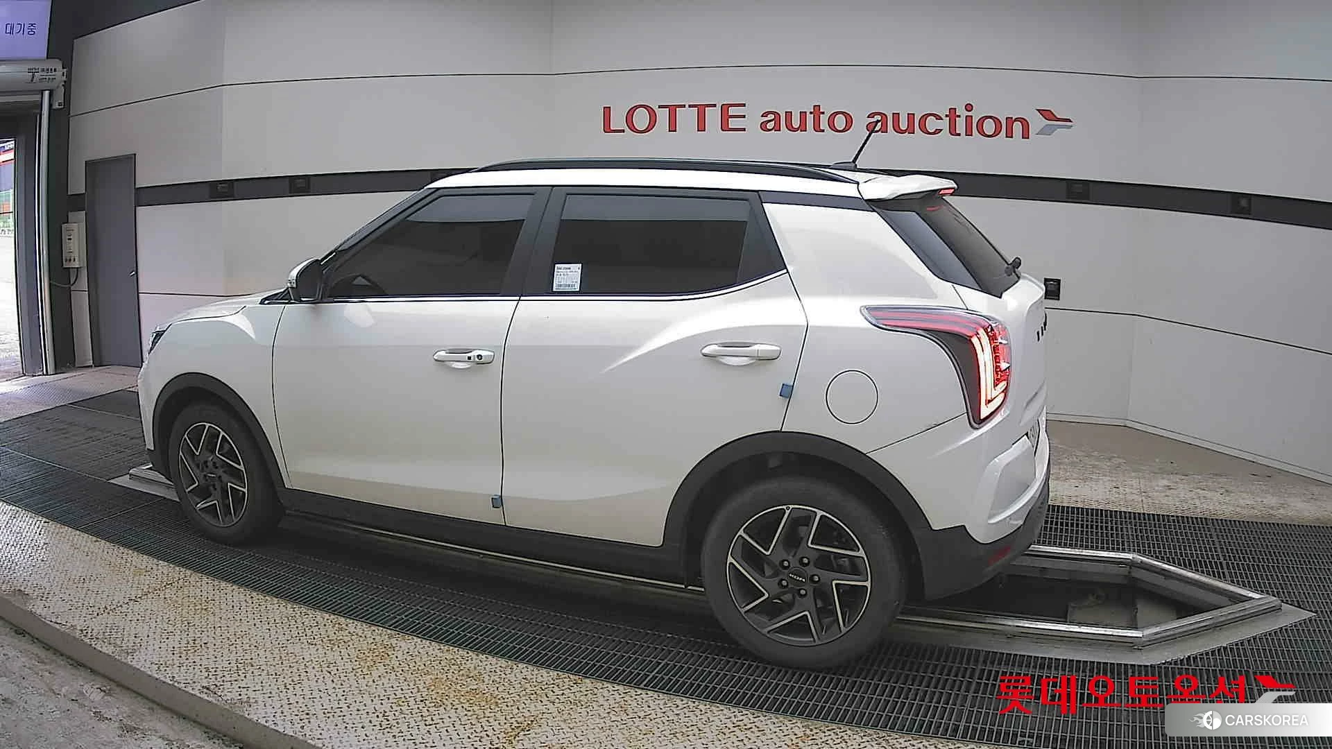 SsangYong Tivoli 2025 Grand White из Кореи, фото 2
