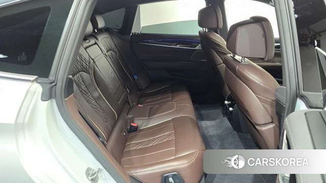 BMW 6 Series GT (G32) 2021 Белый из Кореи, фото 2