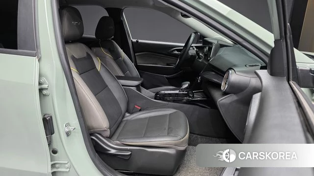 Chevrolet (GM Daewoo) Trax Crossover 2025 Зеленый из Кореи, фото 2