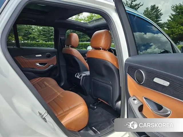 Mercedes-Benz GLC-Class X253 2022 Белый из Кореи, фото 2