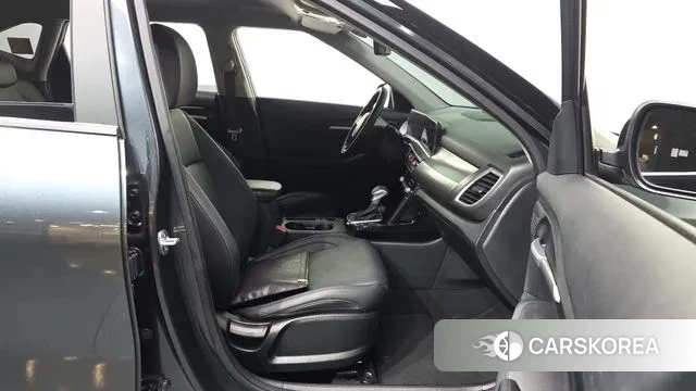 Kia The New Seltos 2022 Черный из Кореи, фото 2