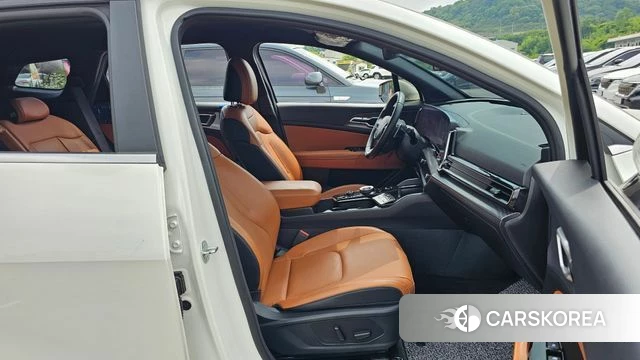 Kia Sportage 5th Generation 2023 Белый из Кореи, фото 2