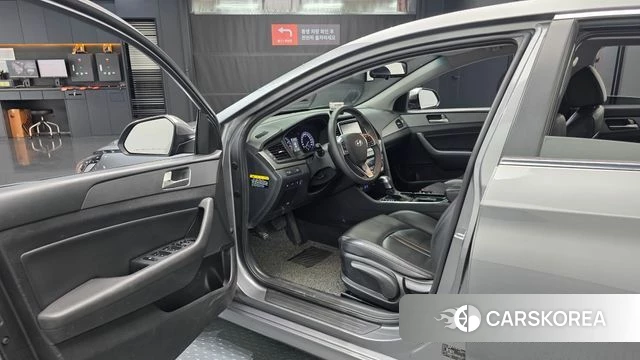 Hyundai Sonata New Rise 2018 Серебристо-серый из Кореи, фото 2