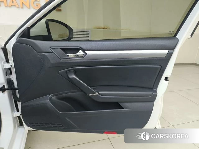 Volkswagen Lingdu 2021 Белый из Китая, фото 2
