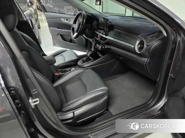 Kia Come New K3 2018 Серый из Кореи, фото 2