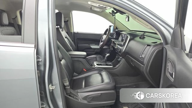 Chevrolet (GM Daewoo) Real New Colorado 2022 Серый из Кореи, фото 2