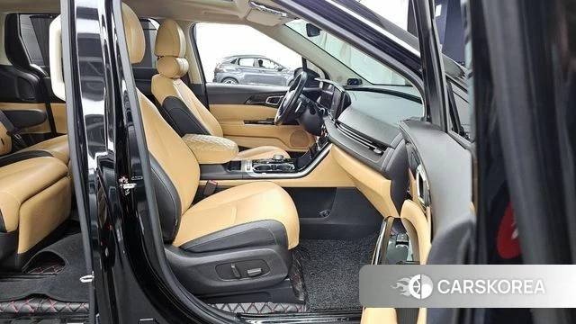 Kia Carnival 4th generation 2021 Черный из Кореи, фото 2