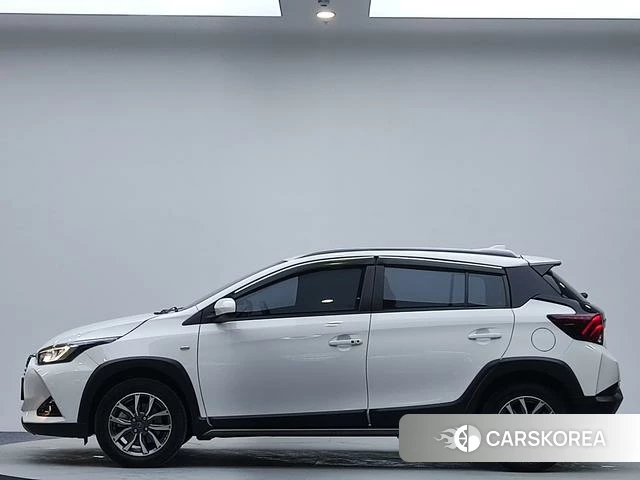 Toyota YARIS L Zhixuan 2021 Белый из Китая, фото 2