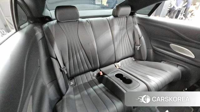 Mercedes-Benz E-Class W213 2022 Черный из Кореи, фото 2