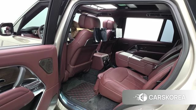 Land Rover Range Rover 5th Generation 2024 Золотой из Кореи, фото 2