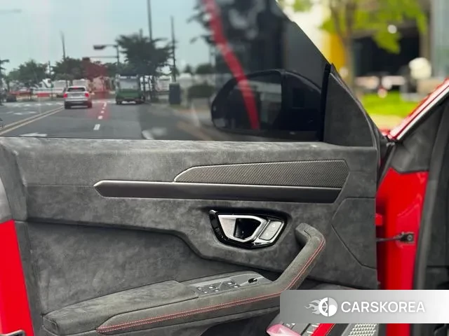 Lamborghini Urus 2024 Красный из Кореи, фото 2