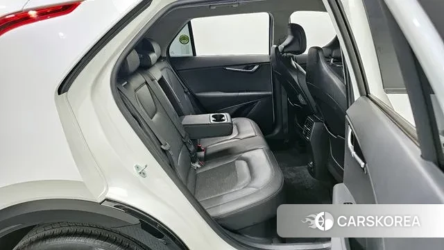 Kia Di Ol Nu Niro 2022 Белый из Кореи, фото 2