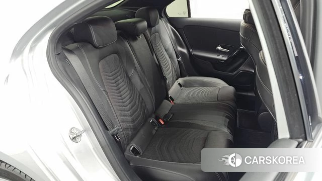 Mercedes-Benz A-Class W177 2020 Серебряный из Кореи, фото 2