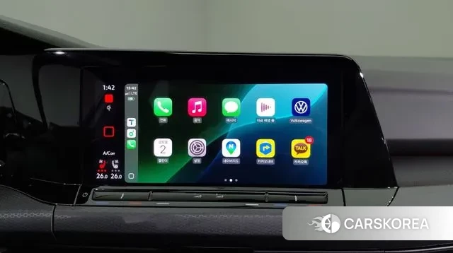 Volkswagen Golf 8th Generation 2024 Белый из Кореи, фото 2