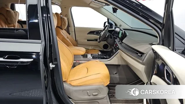 Kia Carnival 4th generation 2023 Черный из Кореи, фото 2
