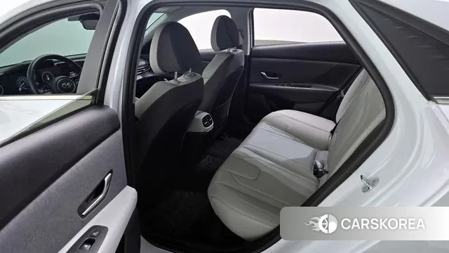 Hyundai Avante (CN7) 2021 Белый из Кореи, фото 2