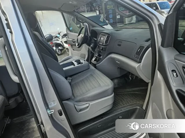 Hyundai The New Grand Starex 2021 Серый из Кореи, фото 2