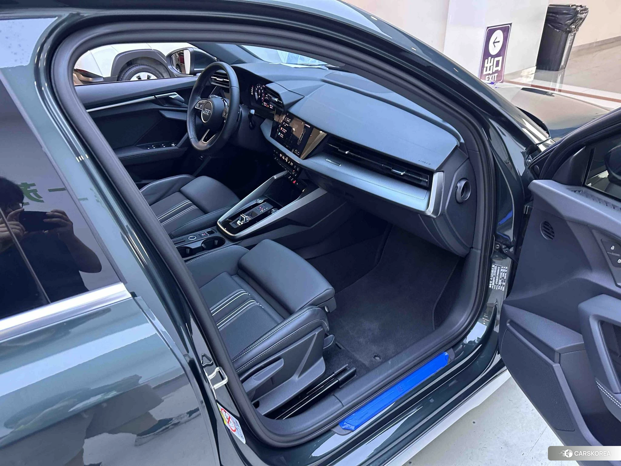 Audi A3 2023 Зеленый из Китая, фото 2
