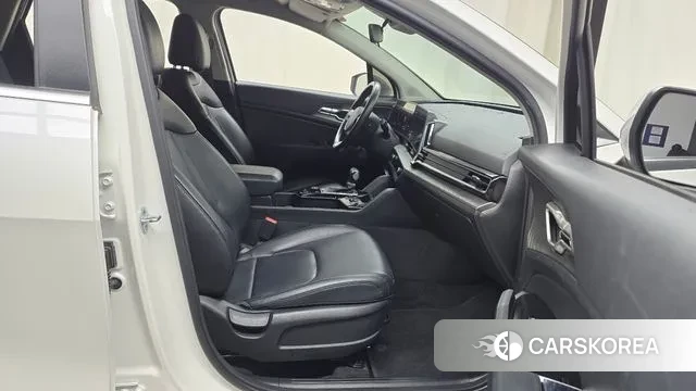 Kia Sportage 5th Generation 2022 Белый из Кореи, фото 2