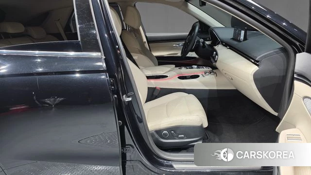 Genesis GV70 2021 Черный из Кореи, фото 2