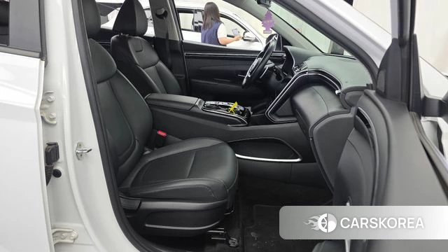 Hyundai The New Tucson (NX4) 2022 Белый из Кореи, фото 2