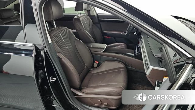 Hyundai Grandeur Hybrid (GN7) 2024 Черный из Кореи, фото 2