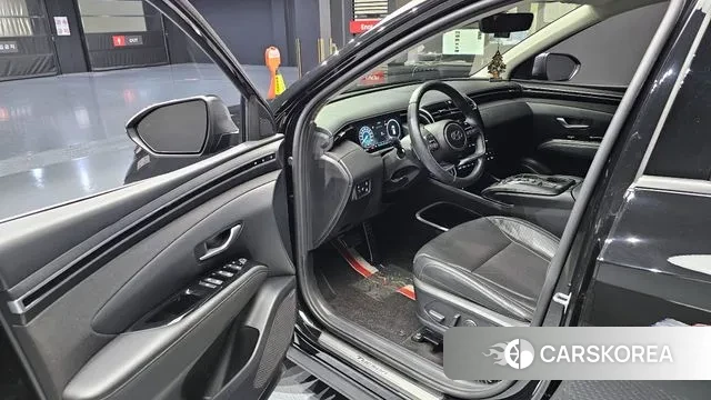 Hyundai Tucson Hybrid (NX4) 2022 Черный из Кореи, фото 2