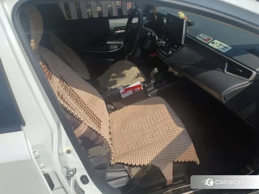 Toyota Corolla 2022 Белый из Китая, фото 2