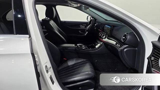 Mercedes-Benz E-Class W213 2019 Белый из Кореи, фото 2