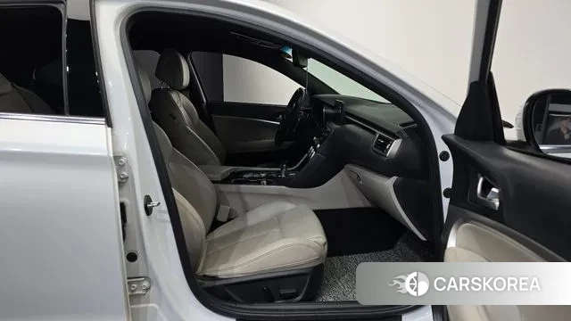 Genesis The New G70 2021 Белый из Кореи, фото 2