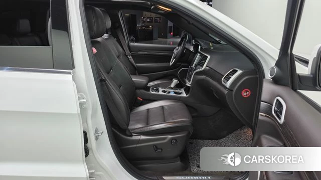 Jeep Grand Cherokee 2018 Белый из Кореи, фото 2