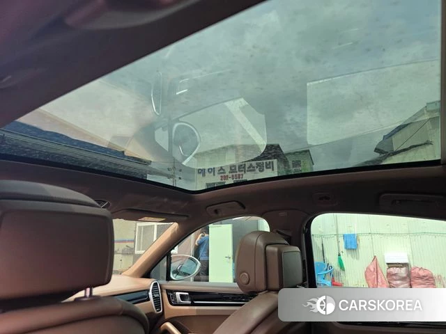 Porsche Cayenne (PO536) 2021 Серебристо-серый из Кореи, фото 2