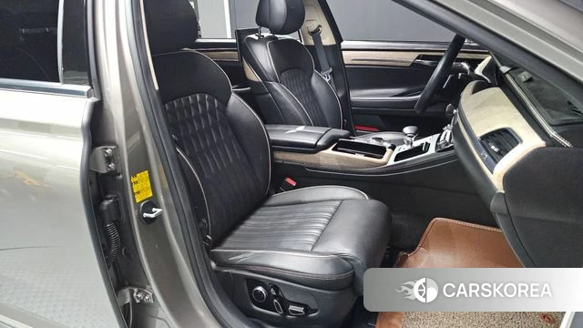 Genesis G90 2019 Песочный из Кореи, фото 2